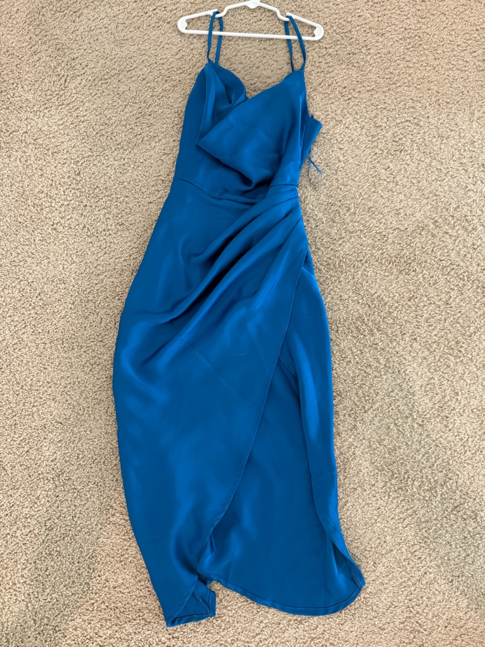 Elegant Blue Twist-Front Women’s Dress